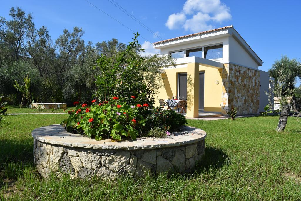 Three Stars Luxury Villas モライティカ エクステリア 写真
