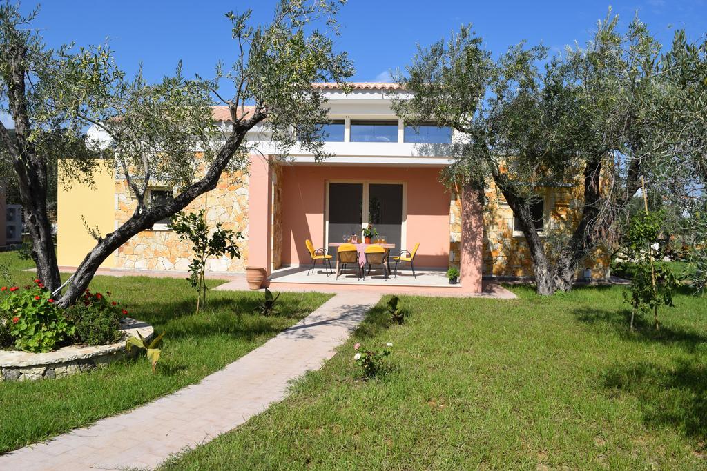 Three Stars Luxury Villas モライティカ エクステリア 写真