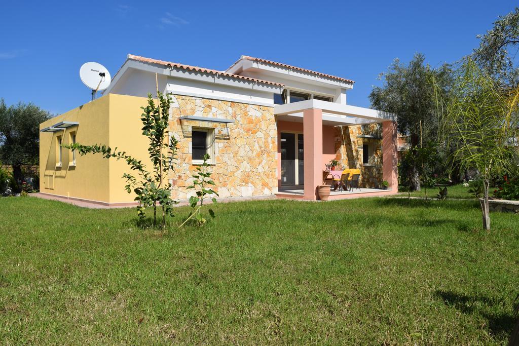 Three Stars Luxury Villas モライティカ エクステリア 写真