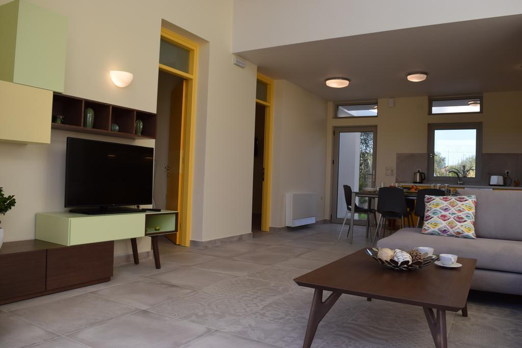Three Stars Luxury Villas モライティカ エクステリア 写真