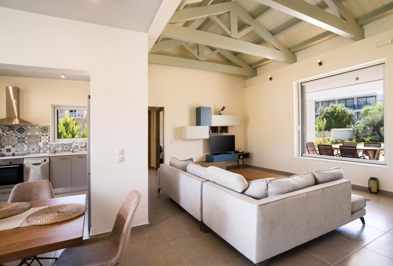Three Stars Luxury Villas モライティカ エクステリア 写真